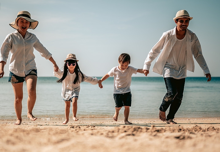 孕妇肚子孩子动的厉害是男孩女孩.jpg